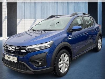 Gebraucht Dacia Sandero Expression 101 PS (74 kW) 2024 Blau Limousine