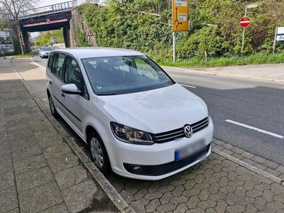 gebraucht VW Touran 1.6 tdi 2014 2 Besitzer