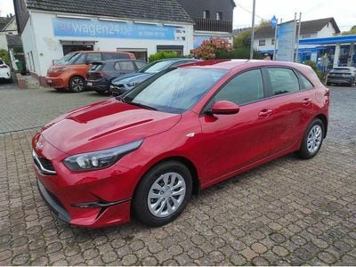 Rot Neu 2025 Kia Ceed Vision Kleinwagen | 23.750 € (Fairer Preis)