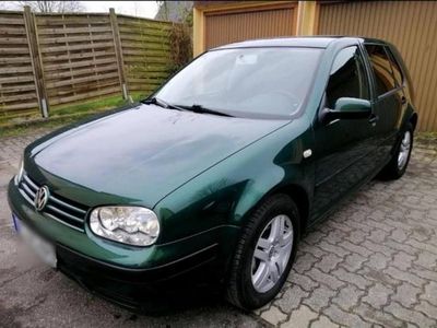 Grün Gebraucht 2002 VW Golf IV Kombi | 1.800 € (Fairer Preis)