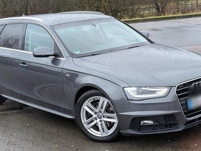 Gebraucht Audi A4 S-line plus 150 PS (110 kW) 2015 Grau Kombi