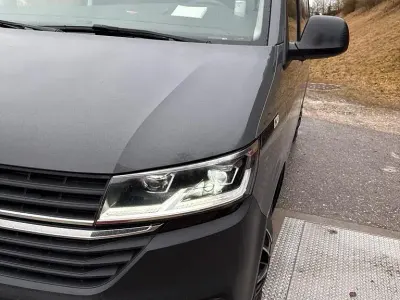 Używany VW Transporter 100 KM (73 kW) 2021 Szary Van