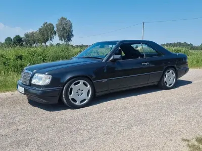 Gebraucht Mercedes 230 Sportline 136 PS (100 kW) 1991 Schwarz Coupé