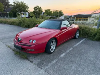 Gebraucht Alfa Romeo Spider 150 PS (110 kW) 1998 Rot Cabrio
