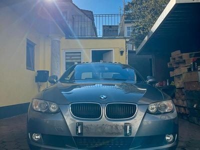 Gebraucht BMW 320 177 PS (130 kW) 2010 Grau Coupé