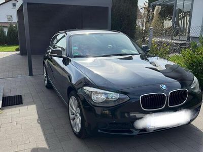 BMW 114