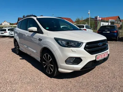 Gebraucht Ford Kuga ST-Line 150 PS (110 kW) 2018 Weiß SUV