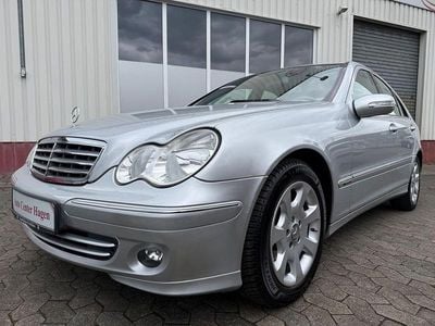 Usata Mercedes C200 163 CV (119 kW) 2005 Argento Berlina