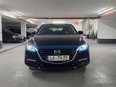 Schwarz Gebraucht 2018 Mazda 3 Sports-Line Limousine | 17.200 € (Etwas zu teuer)