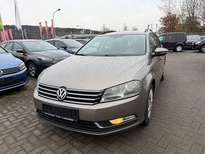 Gebraucht VW Passat Trendline 122 PS (89 kW) 2011 Braun Kombi