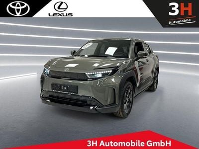 Neu Toyota Urban Cruiser 127 kW (174 PS) 2026 Grün SUV