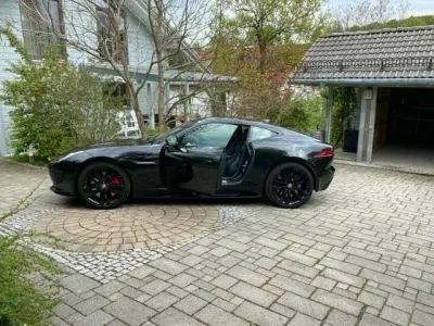 Käytetty Jaguar F-Type S 380 HP (279 kW) 2016 Musta Coupe - kaksiovinen