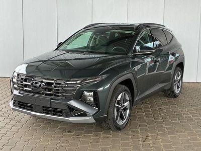 Cypress green Neu 2025 Hyundai Tucson GO! SUV | 33.200 € (Superpreis)