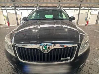 Gebraucht Skoda Fabia Style 101 PS (74 kW) 2011 Limousine