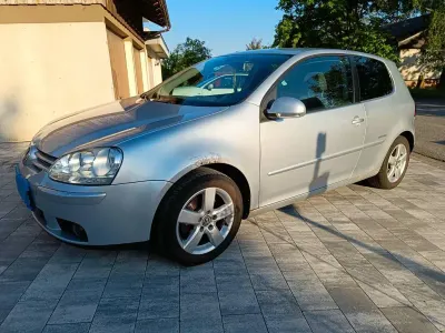 Gebraucht VW Golf VI United 80 PS (58 kW) 2008 Silber Kleinwagen
