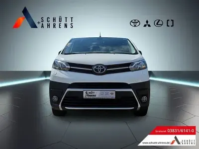 Gebraucht Toyota Proace 120 PS (88 kW) 2020 Schaumweiß Van / Kleinbus