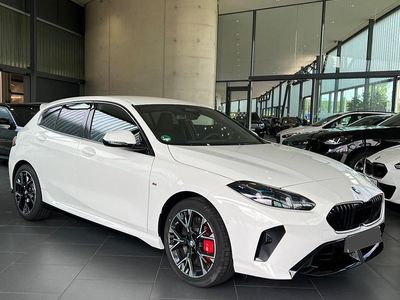 Weiß Gebraucht 2025 BMW 120 Efficient Dynamics Kleinwagen | 34.900 € (Teuer)