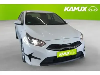 Gebraucht Kia Ceed Edition 7 120 PS (88 kW) 2022 Weiß Kleinwagen