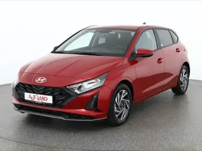 Ny Hyundai i20 90 HK (66 kW) 2026 Röd Halvkombi