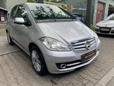 Gebraucht Mercedes A150 Elegance 95 PS (69 kW) 2008 Silber Limousine