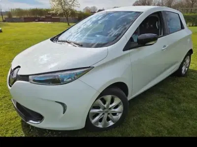 Gebraucht Renault Zoe 22 kW (30 PS) 2014 Weiß Kleinwagen