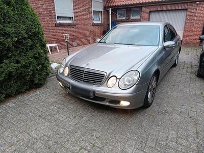 Mercedes E280
