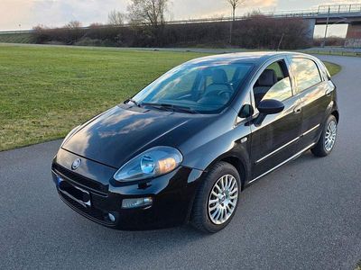 Gebraucht Fiat Punto Easy 69 PS (50 kW) 2012 Schwarz Kleinwagen