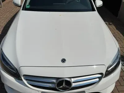 Gebraucht Mercedes C180 156 PS (114 kW) 2020 Weiß Kombi