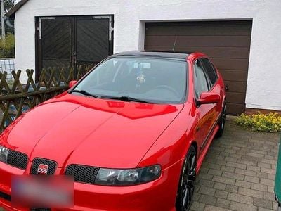 Gebraucht Seat Leon 180 PS (132 kW) 2000 Rot Kleinwagen