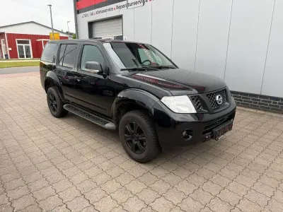 Gebraucht Nissan Pathfinder XE 190 PS (139 kW) 2014 Schwarz SUV