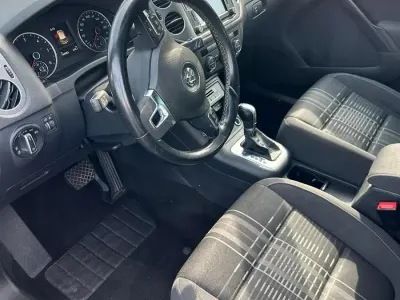 Gebraucht VW Tiguan LOUNGE 150 PS (110 kW) 2016 Weiß SUV
