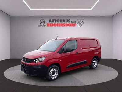 Gebraucht Peugeot Partner Premium 102 PS (75 kW) 2023 Ardent rot Van / Kleinbus