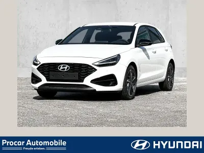 Neu Hyundai i30 Advantage 101 PS (74 kW) 2025 Schwarz Limousine