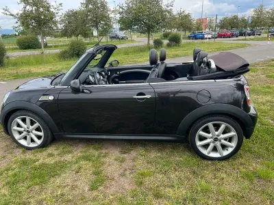 Gebraucht Mini Cooper Cabriolet 122 PS (89 kW) 2012 Iced chocolate metallic Cabrio