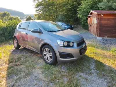 Gebraucht Chevrolet Aveo LT 101 PS (74 kW) 2012 Grau Kleinwagen