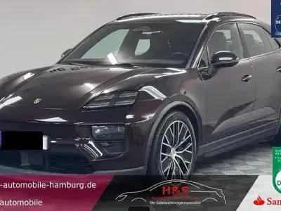 Gebraucht Porsche Macan 4 Electric 300 kW (408 PS) 2025 Kupferrubin SUV