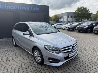 Gebraucht Mercedes B180 122 PS (89 kW) 2015 Silber Van / Kleinbus