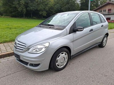 Mercedes B150
