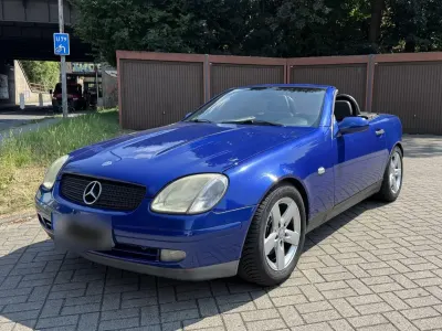 Gebraucht Mercedes SLK230 193 PS (141 kW) 1997 Blau Cabrio