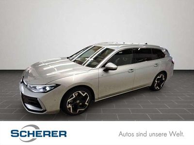 Second-hand VW Passat R-line 265 CP (194 kW) 2025 Argintiu Break