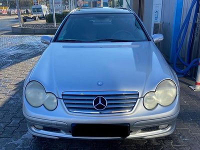 Silber Gebraucht 2003 Mercedes C230 Coupé | 1.700 €