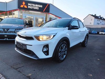 Weiß Gebraucht 2019 Kia Stonic Spirit SUV | 12.900 € (Fairer Preis)