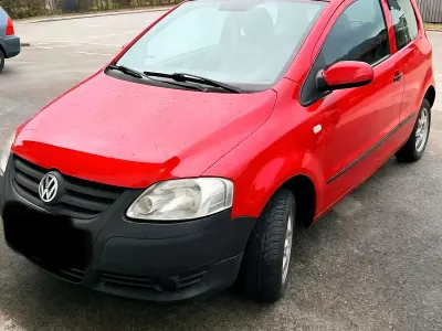 Gebraucht VW Fox 55 PS (40 kW) 2007 Rot Kleinwagen