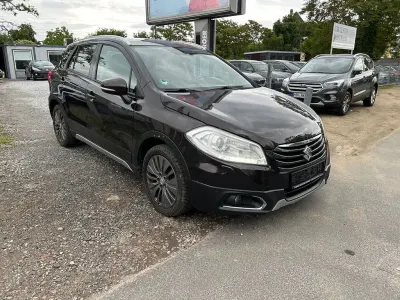Gebraucht Suzuki SX4 Limited+ 120 PS (88 kW) 2014 Violett Van / Kleinbus