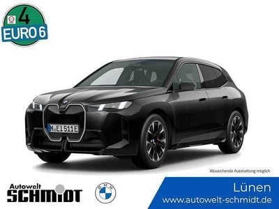 Second-hand BMW iX Sport Line 300 kW (408 CP) 2026 Negru SUV