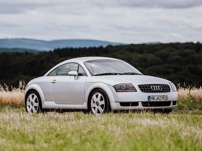 Second-hand Audi TT Sport 179 CP (131 kW) 1999 Gri Coupe