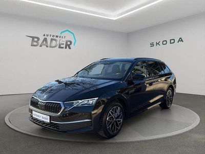 Gebraucht Skoda Octavia Tour 150 PS (110 kW) 2025 Blackmagic perleffekt Kombi