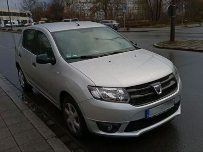 gebraucht Dacia Sandero 2017 1.2 54kW (73 bzw. 75ps) 67000km silber Klima