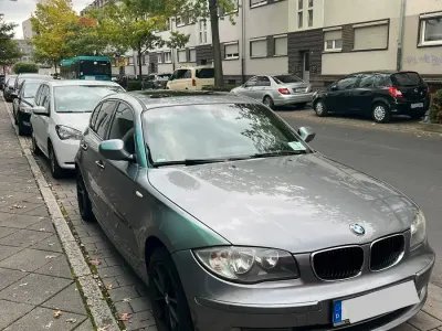 Gebraucht BMW 118 Sport Line 143 PS (105 kW) 2011 Grau Kleinwagen