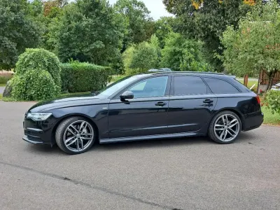 Gebraucht Audi A6 Ambiente 320 PS (235 kW) 2015 Schwarz Kombi
